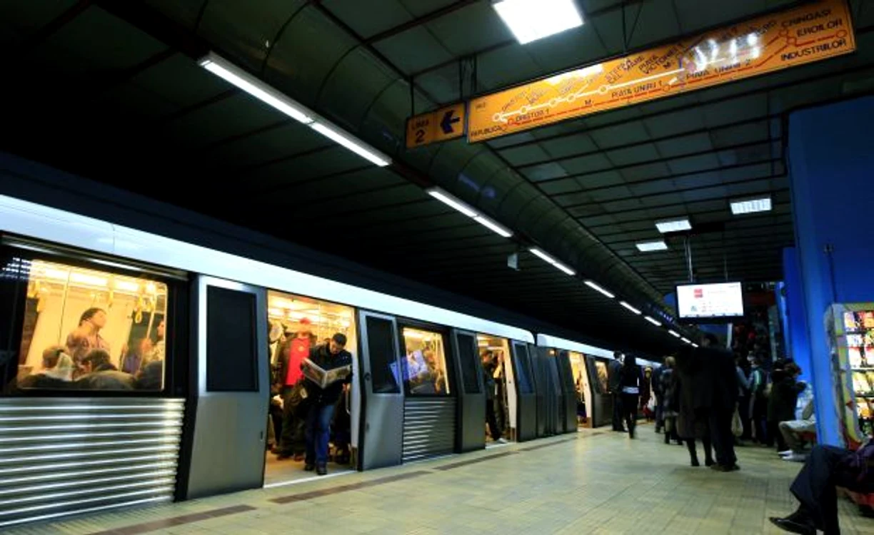 
    Metroul este cel mai utilizat mijloc de transport din Capitală  