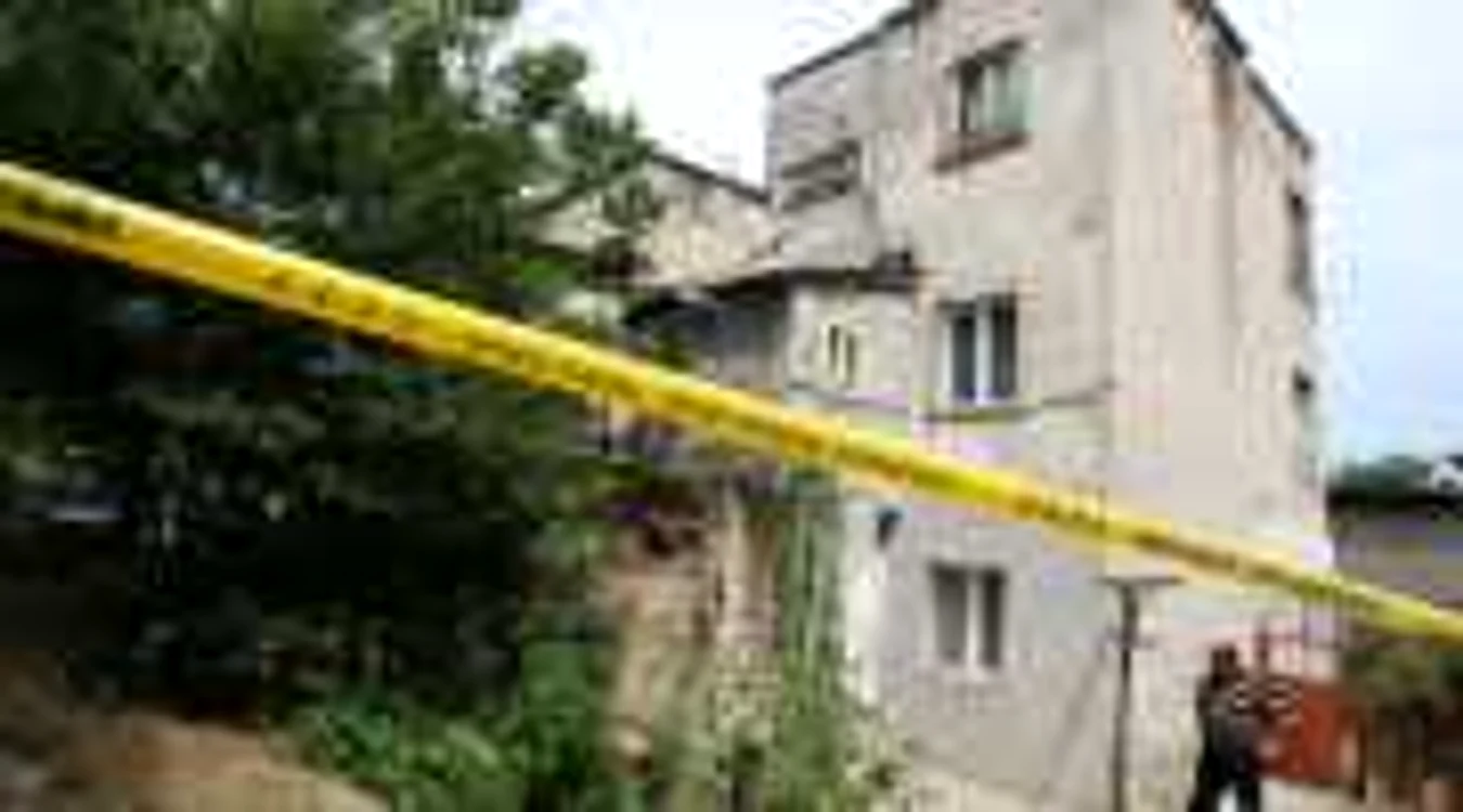 Bărbatul s-a sinucis în locuinţa sa