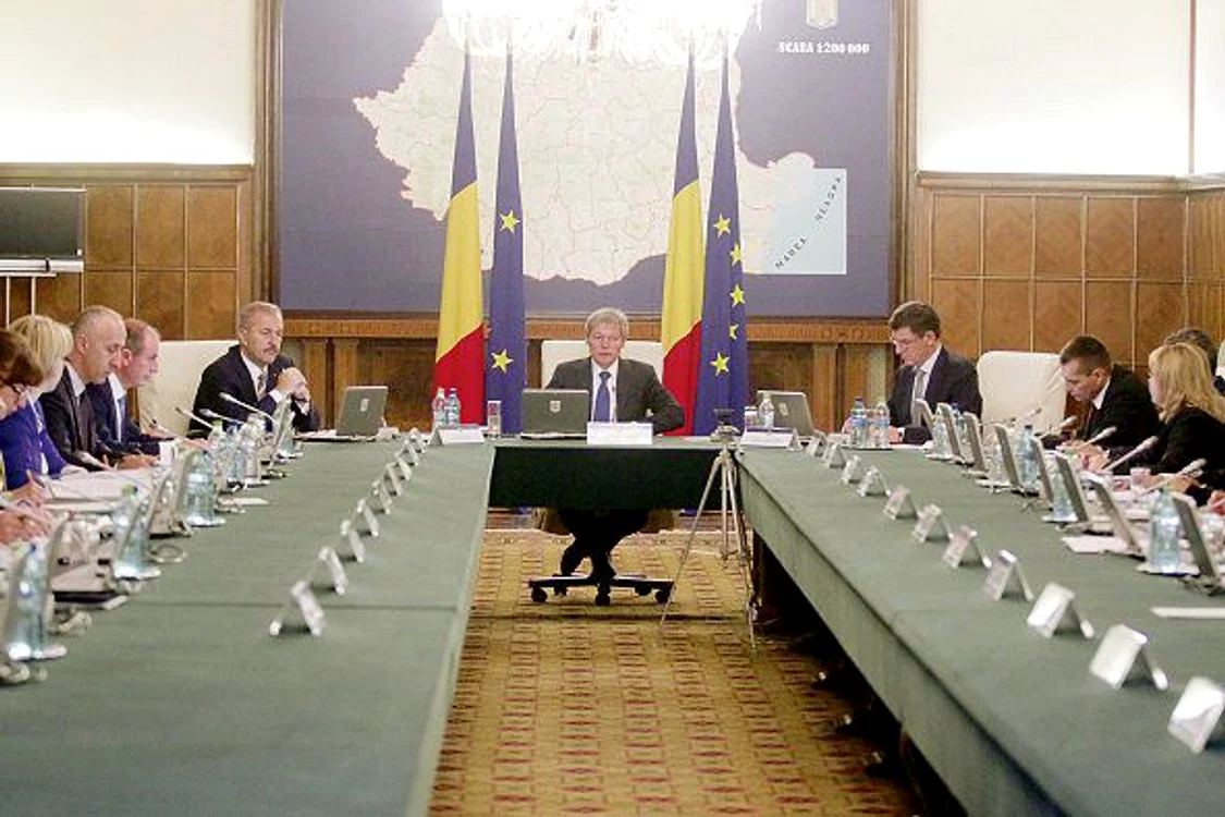 
    Guvernul Cioloș a modificat Codul de Procedură Civilă în urma mai multor decizii ale Curții Constituționale  