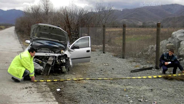 Fostul şef de post al comunei Zăvoi în comă după un accident stupid