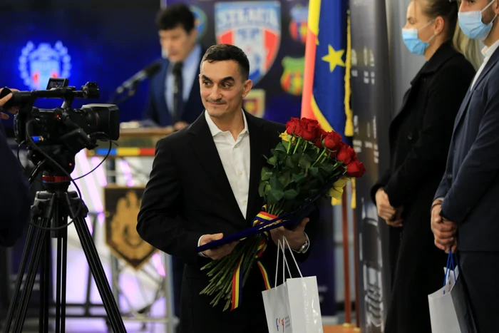 Marian Drăgulescu va lucra ca antrenor de gimnastică la Steaua / Foto: Marian Burlacu