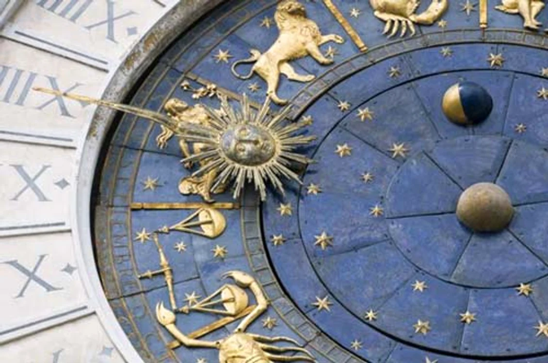 
    Un astrolog ţi-a alcătuit horoscopul?   
