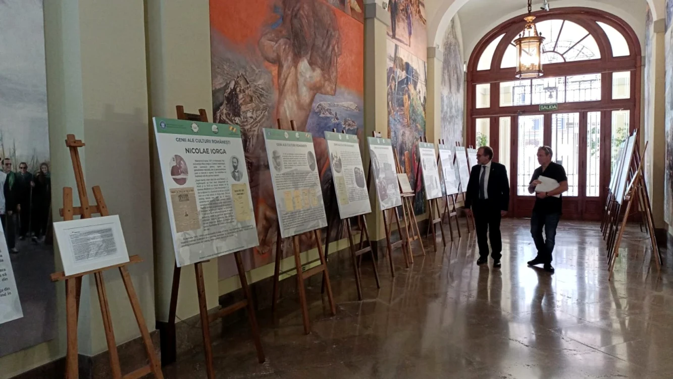 Expoziția „Genii ale Culturii Românești” în Castellón de la Plana (foto: Institutul Hispano-Român)