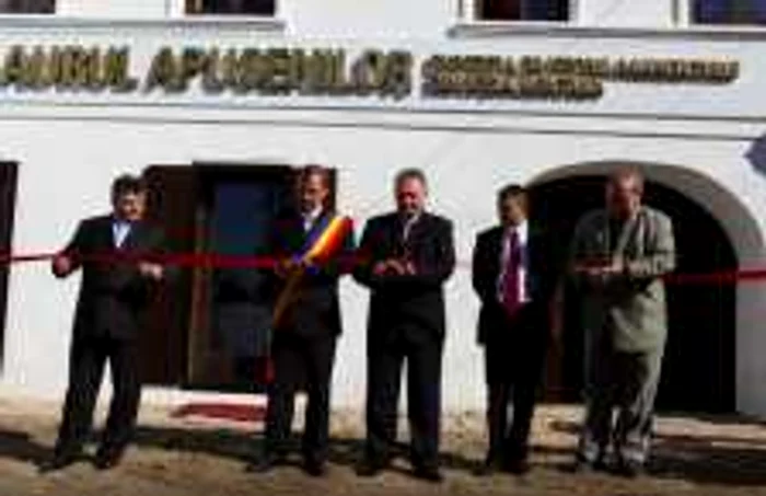 Inaugurarea clădirii renovate a avut loc astăzi