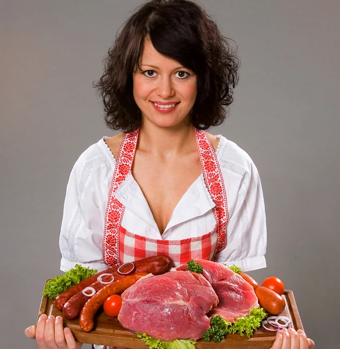 Preparatele din carne de porc sunt acum la loc de cinste în bucătăriile românilor