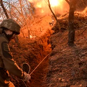 Artilerie ucraineana razboi avdiivka transee foto Profimedia jpeg