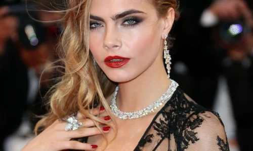 Cara Delevingne, lenjerie intimă  Sursa   Shutterstock jpg
