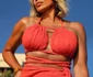 Adina Halas are implant mamar