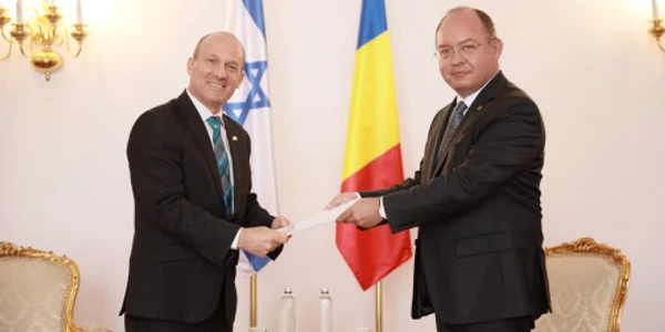 Reuven Azar si Bogdan Aurescu jpeg