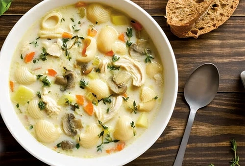 ciorba de curcan cu ciuperci si paste jpg