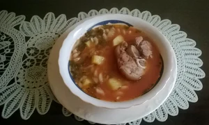 ciorba taraneasca cu rasol de porc jpeg