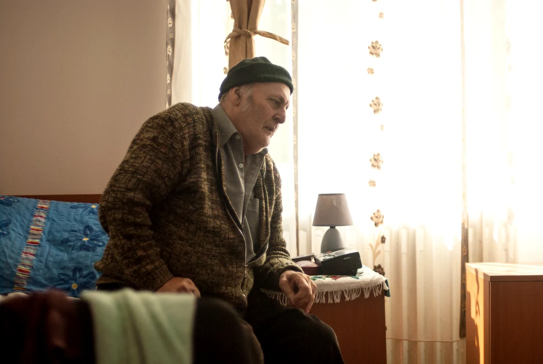 Nu e azil, e cămin jpeg