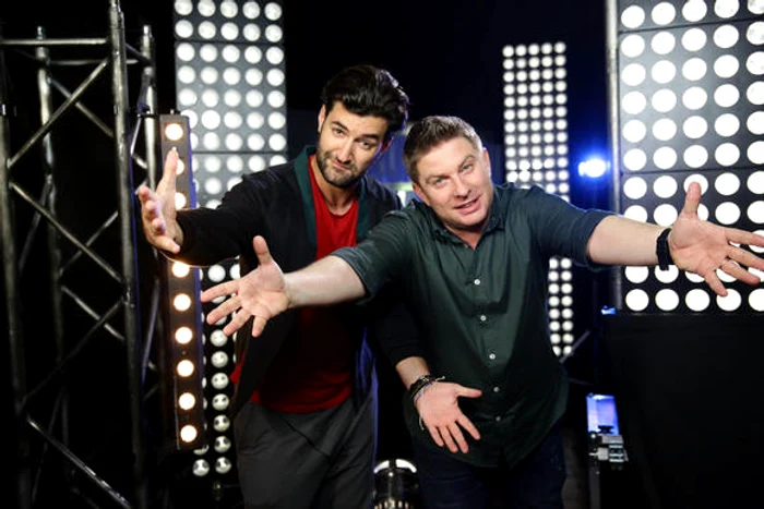 Vă era dor de simpaticii Smiley şi Pavel Bartoş? Îi veţi revedea în curând, la "Românii au talent 2015"Foto: Pro TV