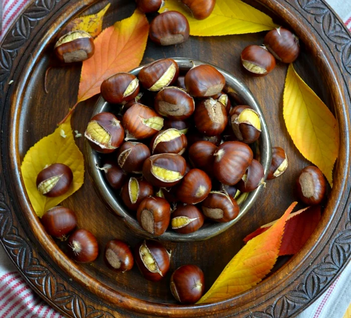 Castane la cuptor