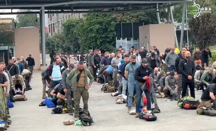 Mercenari români, evacuați din Congo FOTO: captura video