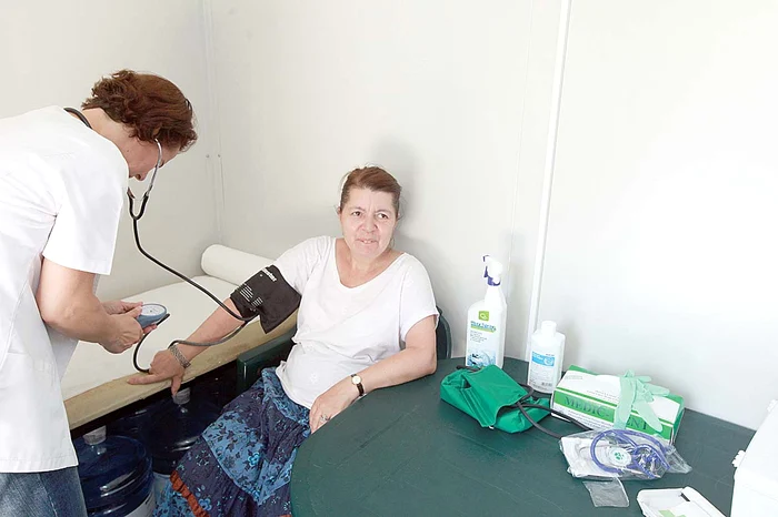 Primăria Capitalei a instalat 20 de containere de prim-ajutor în caz de caniculă, unde cei toropiți de căldură se pot hidrata sau odihni