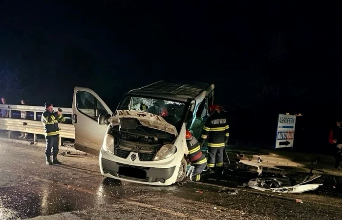 Accidentul a avut loc aproape de Mediaș FOTO: ISU Sibiu