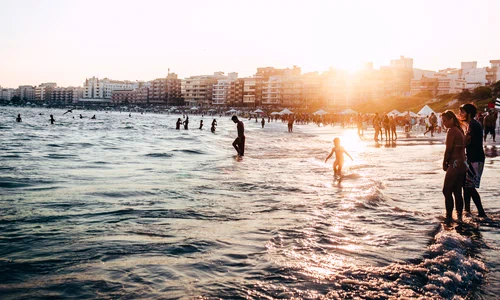 vacanta plaja mare jpeg