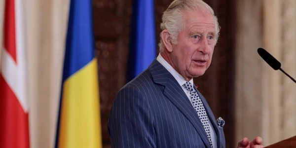 Regele Charles al III-lea al Marii Britanii este primit de președintele Klaus Iohannis la Palatul Cotroceni din București. FOTO Inquam Photos / Octav Ganea