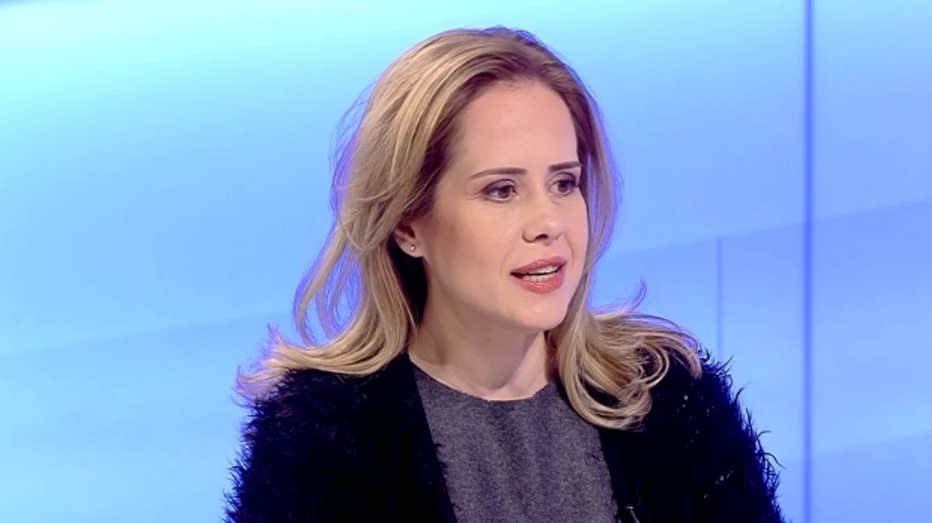 Mihaela Bilic spulberă mitul celor 3 mese pe zi jpeg