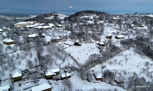 Iarna in satul Cerbal  Foto Daniel Guță  ADEVĂRUL jpg