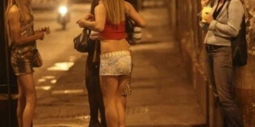 Polițiștii orădeni au amendat 11 prostituate