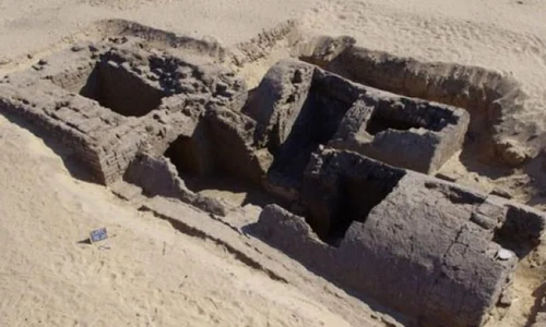 Mormânt cu o vechime de 3300 de ani descoperit în Egipt jpeg