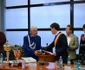 Diplomele au fost înmânate de Primarul Braşovului. FOTOAndrei Paul
