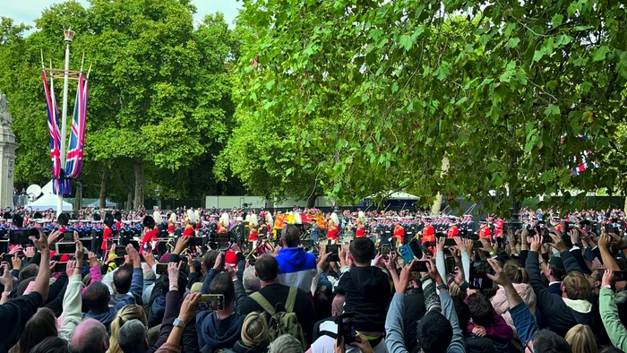 Cum am trăit moartea Reginei Elisabeta a II-a