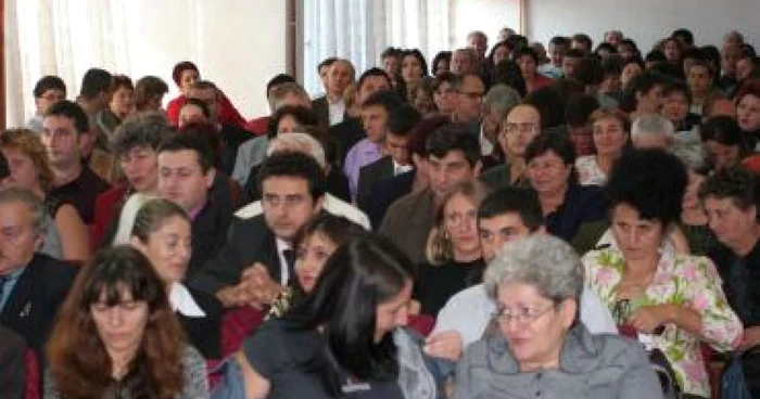 Târgu-Jiu: Inginerii şi secretarii de primării, la instruire