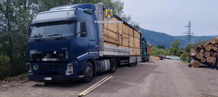 TIR confiscat de polițiști FOTO Poliția Română