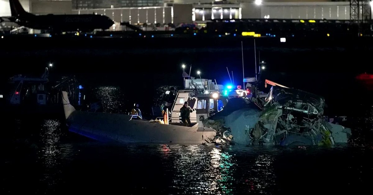 Tragedie aviatică la Washington: 66 din 67 de victime identificate