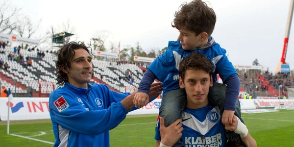 Elias Charalambous și Hakan Calhanoglu | FOTO Imago
