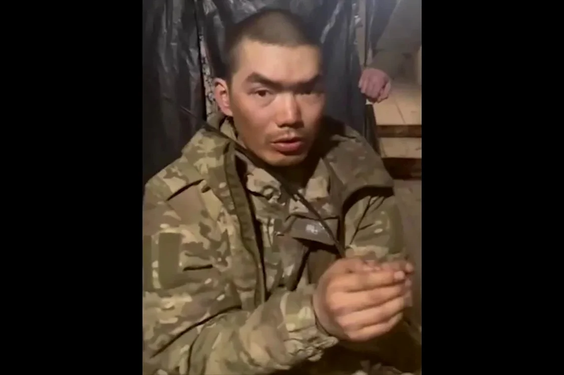 Soldat chinez capturat în Ucraina FOTO: Captură video
