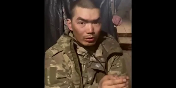 Soldați chinezi capturați în estul Ucrainei Foto Captură video Facebook jpg
