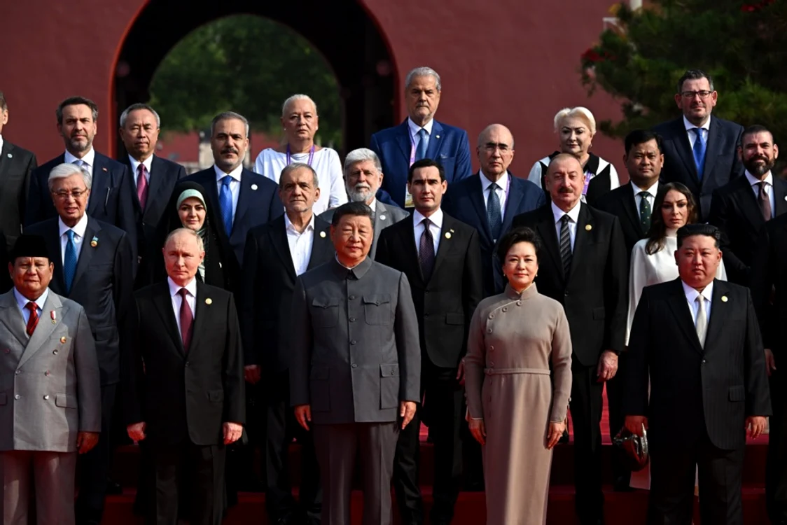 Cei doi au apărut în fotografia oficială în spatele dictatorilor lumii FOTO EPA EFE 