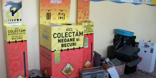 Astfel de containăre vor fi amplasate în şcoli