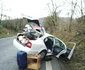 Accident pe Valea Oltului la Racoviţa - Vâlcea pe DN7 cu două victime - una încarcerată Foto Adevărul