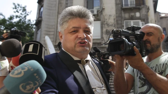 Secureanu primea bijuterii pentru iubita lui pe contracte fictive / Sursa foto: Inquam Photos
