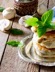 Placinte cu ciuperci Sursa foto shutterstock 296793815 jpg