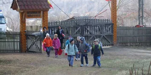Copiii de gradinita au pornit pe urmele marilor domnitori