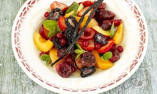 Platou cu fructe, cu sirop de vanilie jpeg