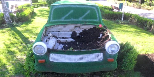 trabant devastat ploiesti