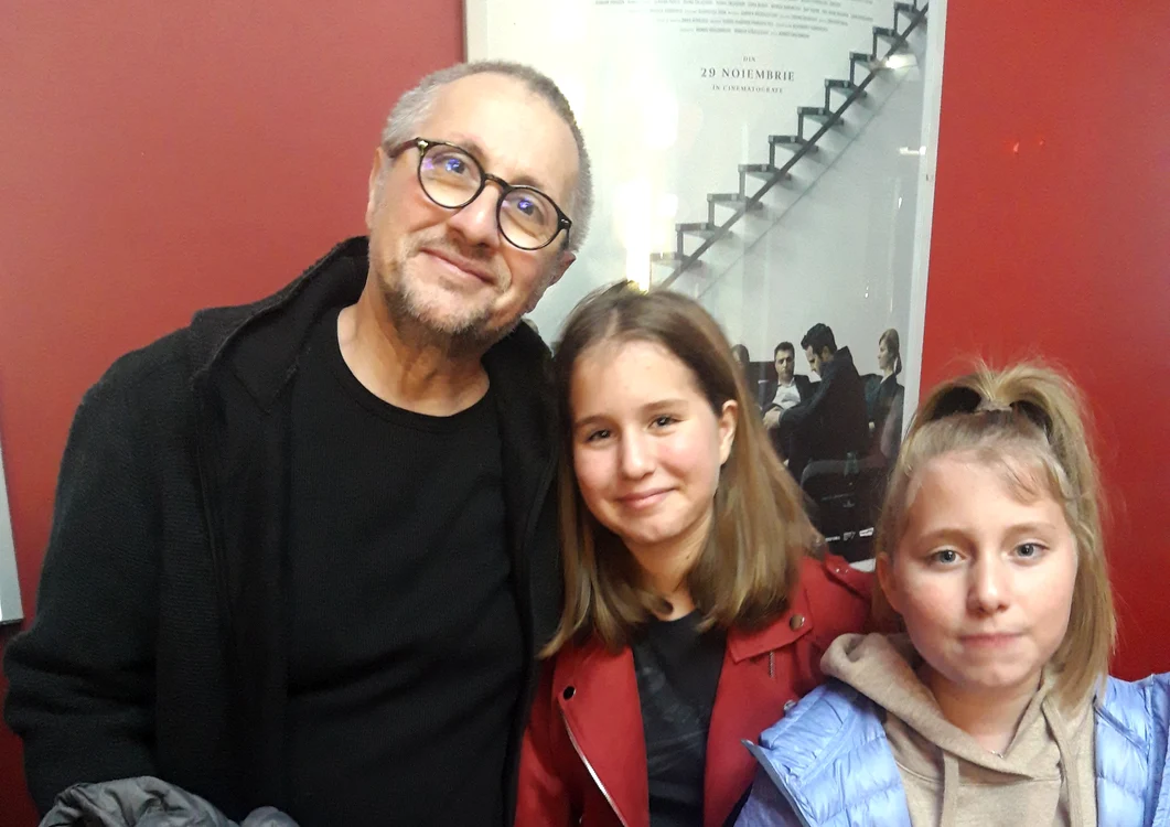 
    Bogdan Talaşman, cu fiicele sale, Ioana şi cu Maria  