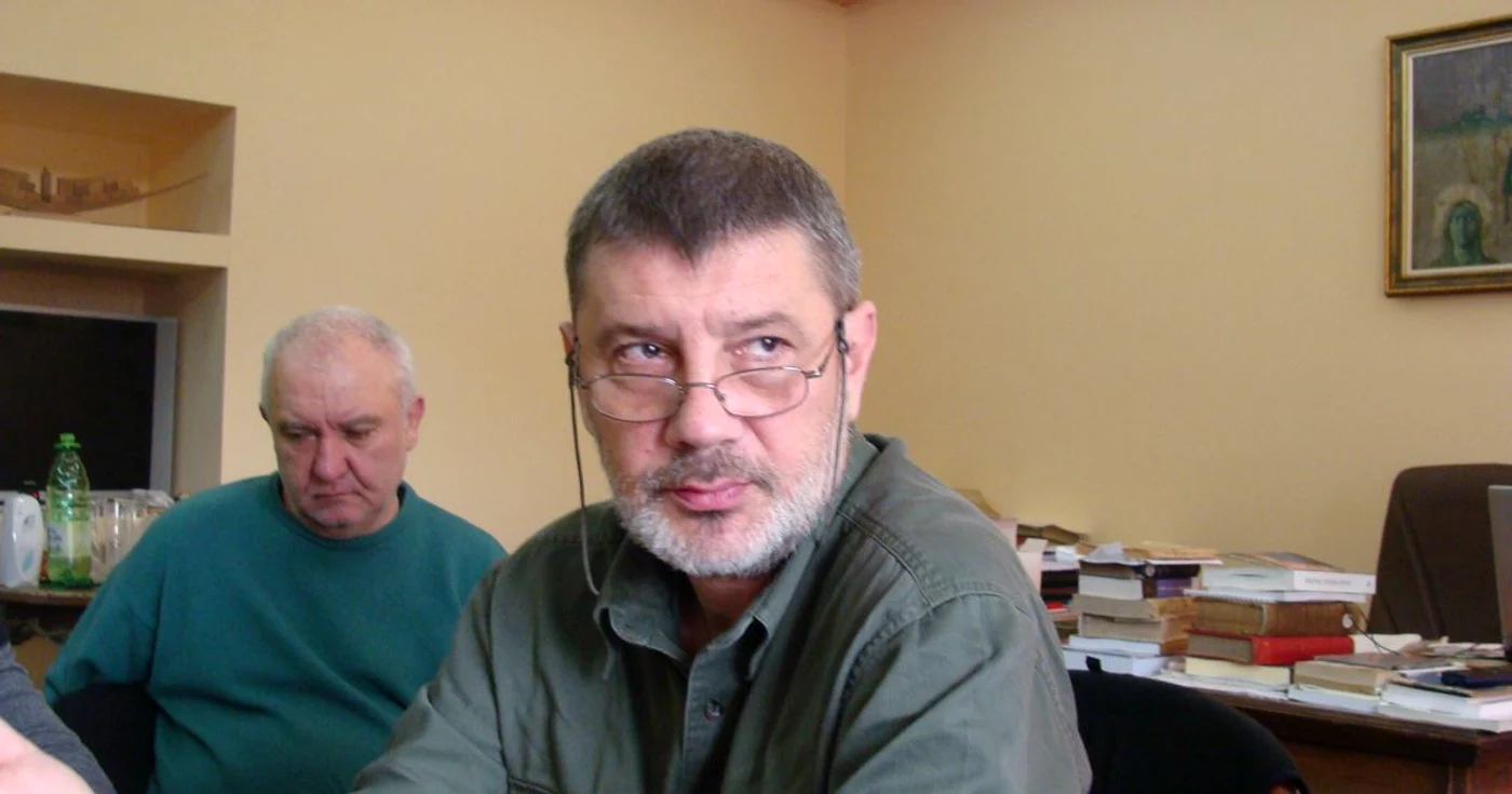 Regizorul Mihai Măniuţiu a început repetiţiile la Arad 