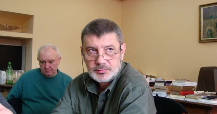 Regizorul Mihai Măniuţiu a început repetiţiile la Arad 