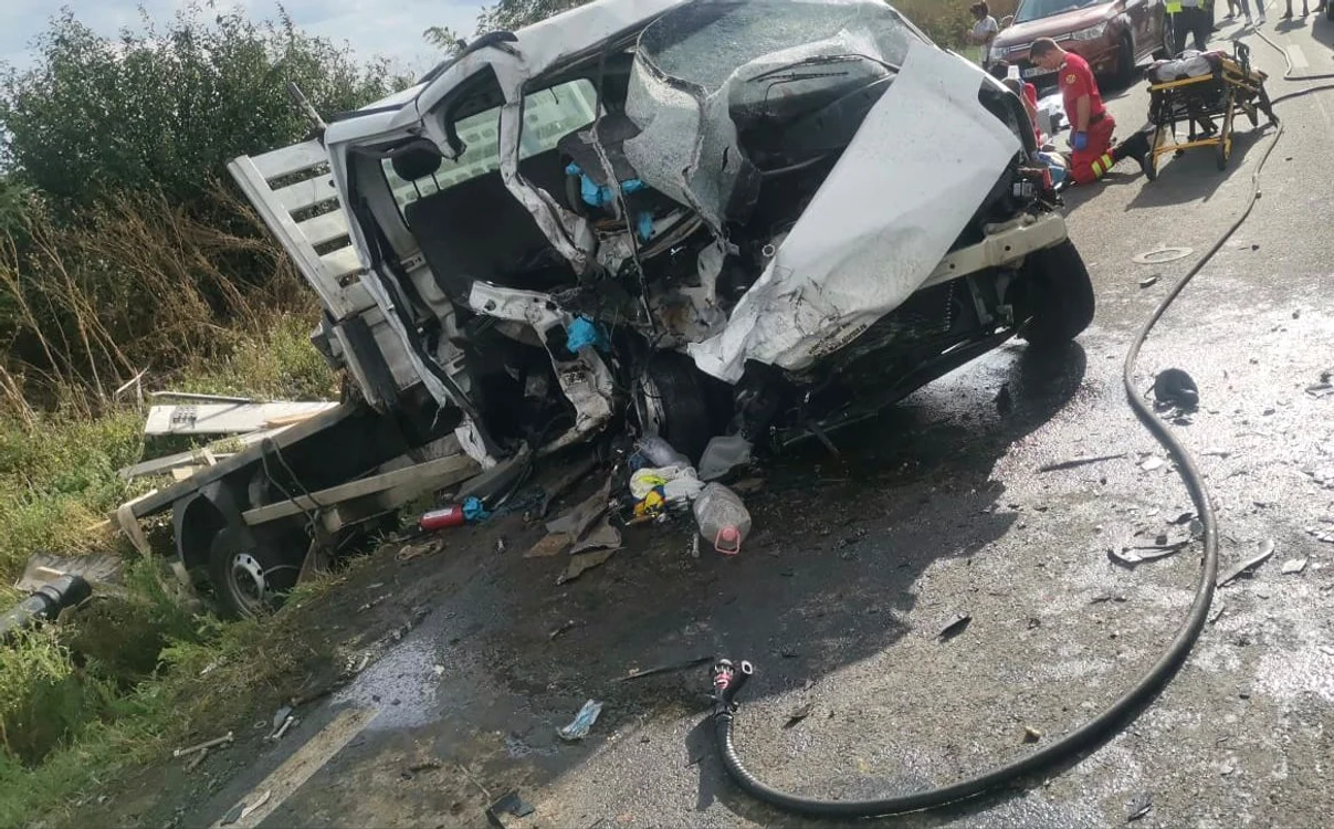 În aceasta mașică au fost uciși trei oameni