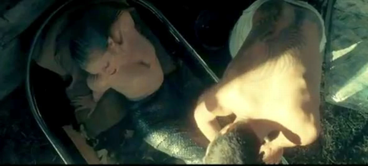 Lady Gaga în videoclipul "You And I". (captură video)