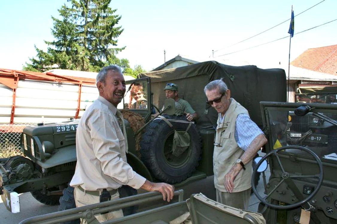 Regele Mihai a condus un Jeep din Al Doilea Razboi Mondial