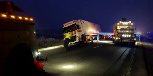 trafic blocat autotren